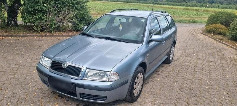 Gebraucht 2004 Skoda Octavia Kombi | 400 € (Superpreis) - Bild 1/4