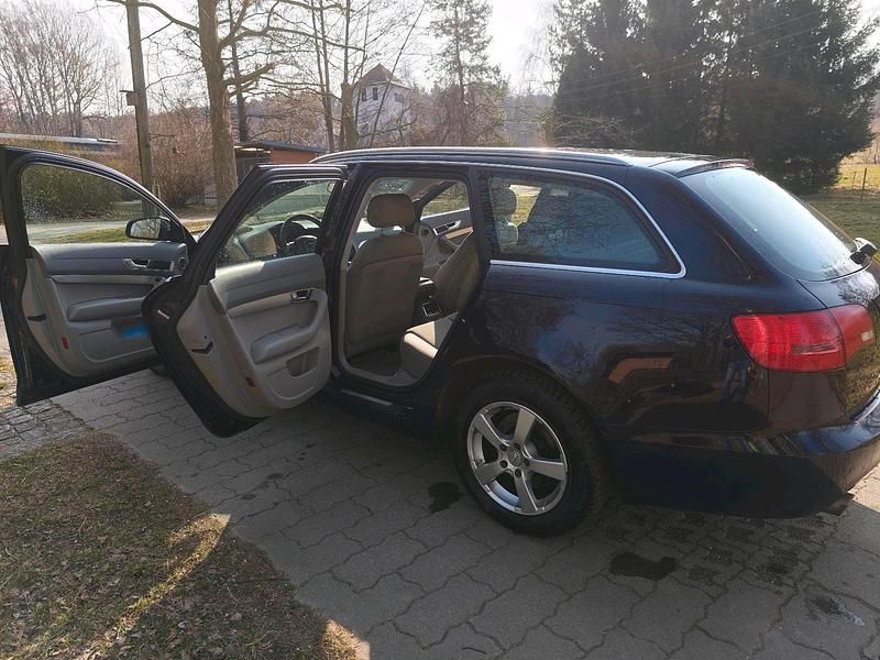 Gebraucht Audi A6 177 PS (130 kW) 2005 Blau Kombi