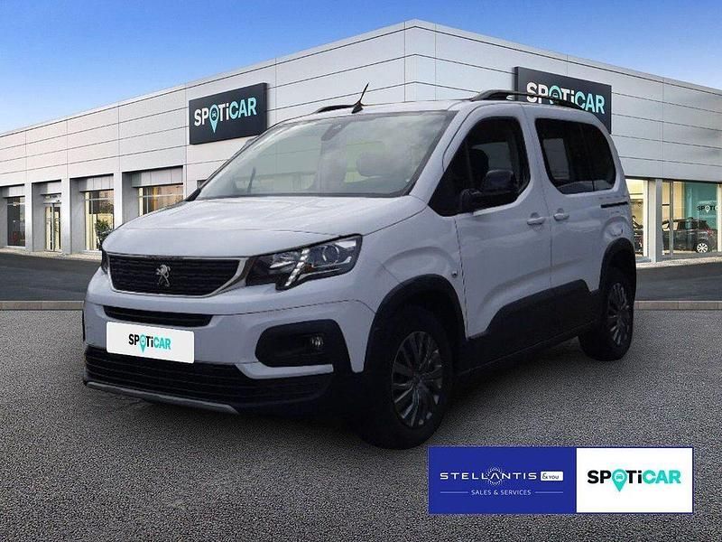 Weiß Gebraucht 2023 Peugeot Rifter Allure Van / Kleinbus | 21.490 € (Fairer Preis) - Bild 1/4