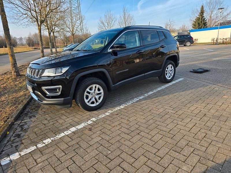 Schwarz Gebraucht 2018 Jeep Compass Limited SUV | 13.900 € (Superpreis) - Bild 1/4