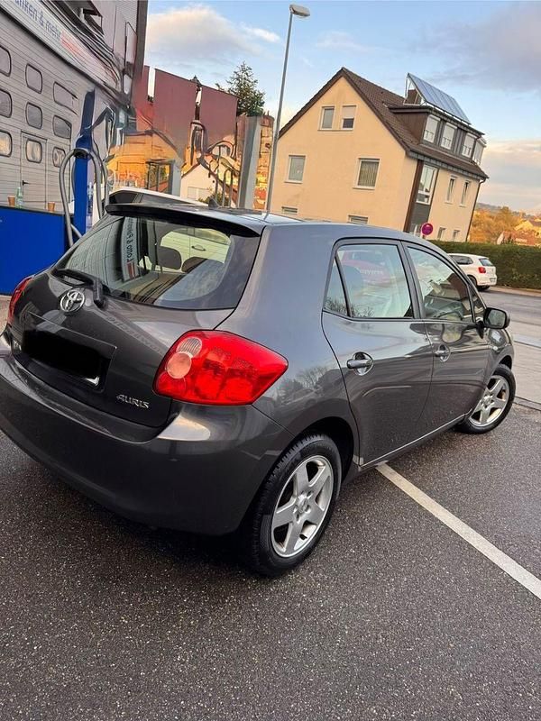 Gebraucht Toyota Auris Sol 97 PS (71 kW) 2007 Grau Kleinwagen