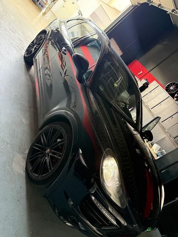 Schwarz Gebraucht 2013 Porsche Cayenne GTS SUV | 17.500 € (Superpreis) - Bild 1/4