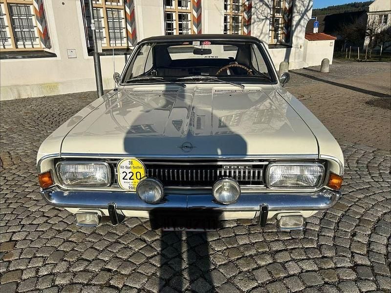 Gebraucht Opel Commodore 116 PS (85 kW) 1967 Weiß Coupé