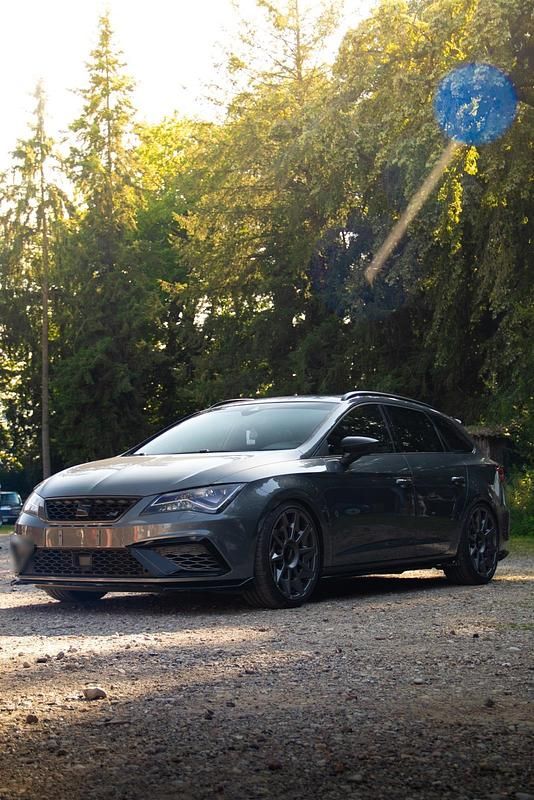 Gebraucht Seat Leon ST 4Drive 300 PS (220 kW) 2018 Grau Kombi