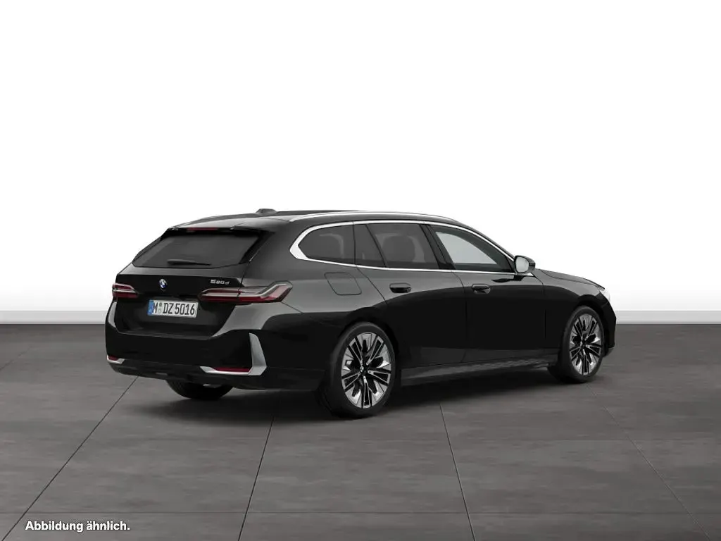 Usata BMW 520 197 CV (144 kW) 2025 Nero Station wagon