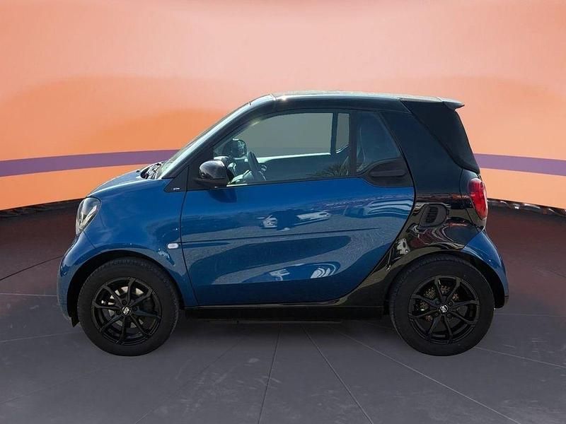Gebraucht Smart ForTwo Cabrio 71 PS (52 kW) 2017 Schwarz Cabrio