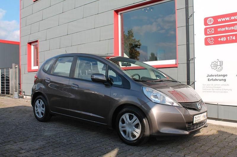 Gebraucht Honda Jazz Trend 90 PS (66 kW) 2014 Blau Kleinwagen