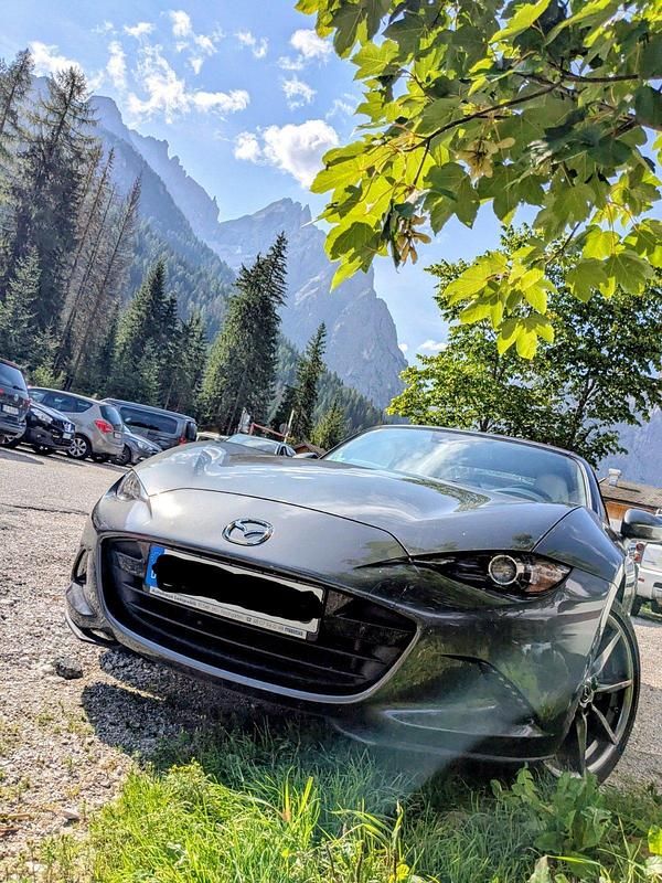 Grau Gebraucht 2021 Mazda MX5 Cabrio | 24.290 € (Superpreis) - Bild 1/4