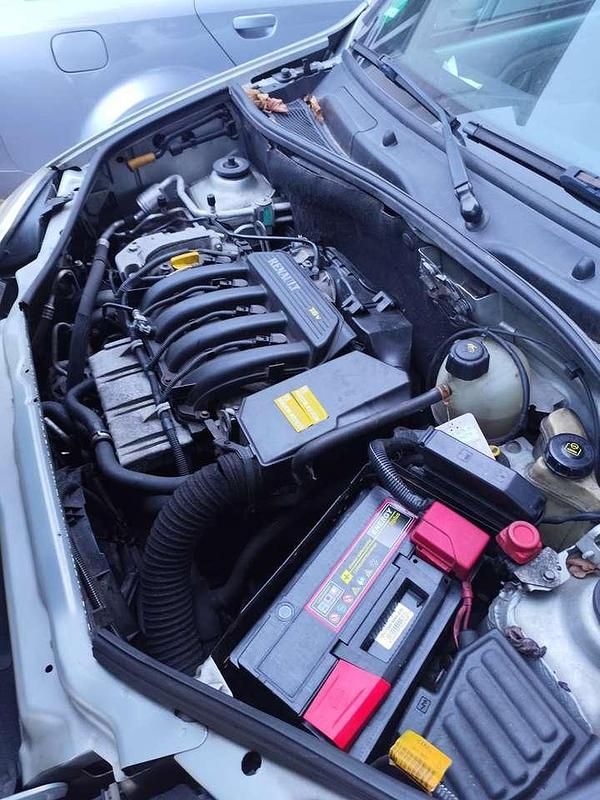 Gebraucht Renault Kangoo 95 PS (69 kW) 2007 Kombi