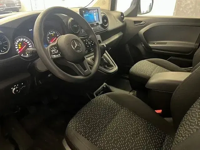 Gebraucht Mercedes Citan 110 95 PS (69 kW) 2024 Arktikweiss Van / Kleinbus