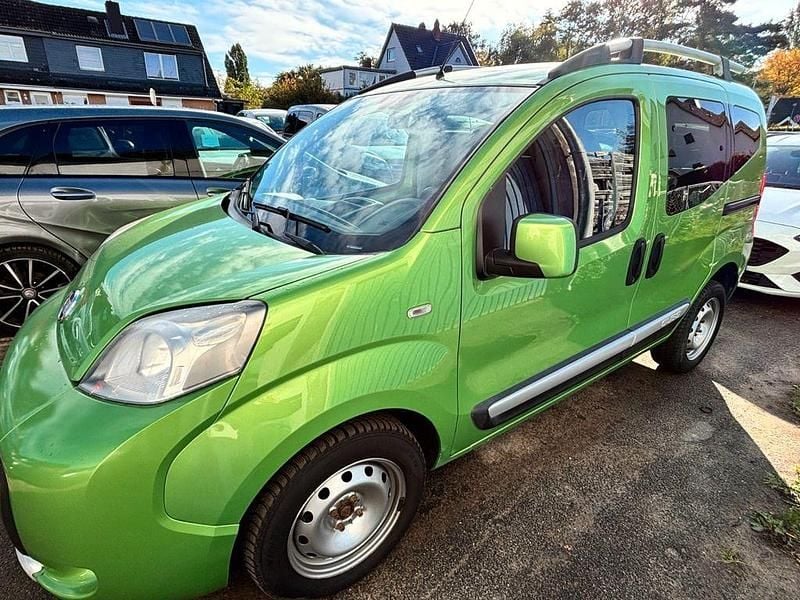 Gebraucht Fiat Qubo Trekking 95 PS (69 kW) 2015 Grün Van / Kleinbus