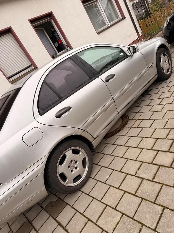 Gebraucht Mercedes C180 2004 Silber Limousine