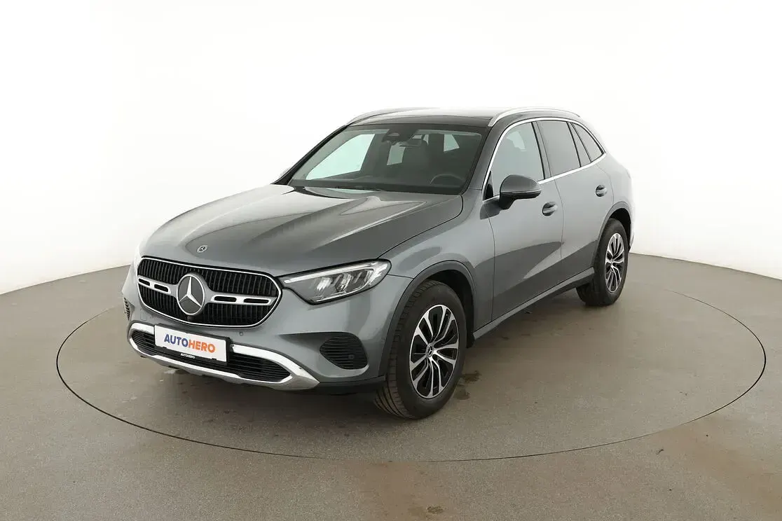 Gebraucht Mercedes GLC220 Avantgarde 197 PS (144 kW) 2023 SUV
