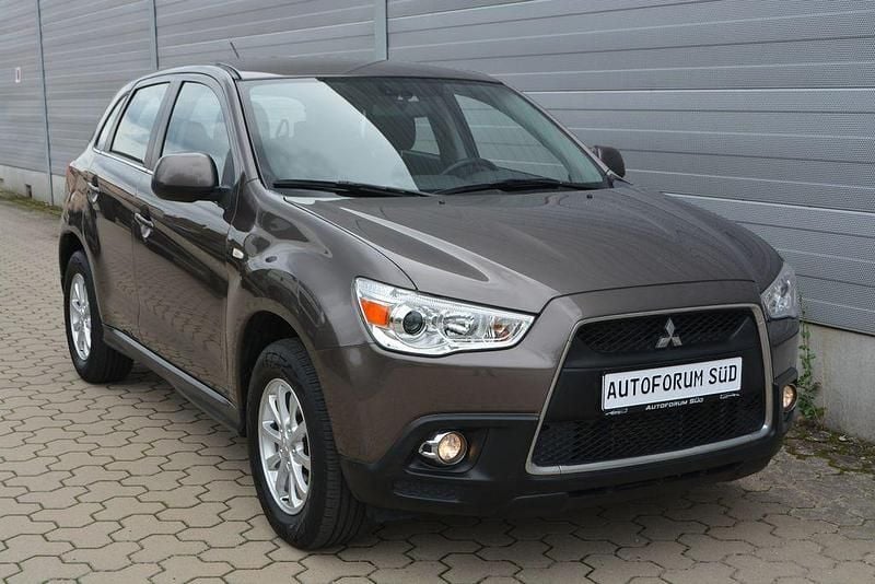 Braun Gebraucht 2011 Mitsubishi ASX Invite SUV | 5.990 € (Etwas zu teuer) - Bild 1/4