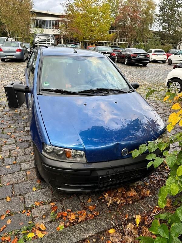 Blau Gebraucht 2002 Fiat Punto Kleinwagen | 250 € (Superpreis) - Bild 1/4