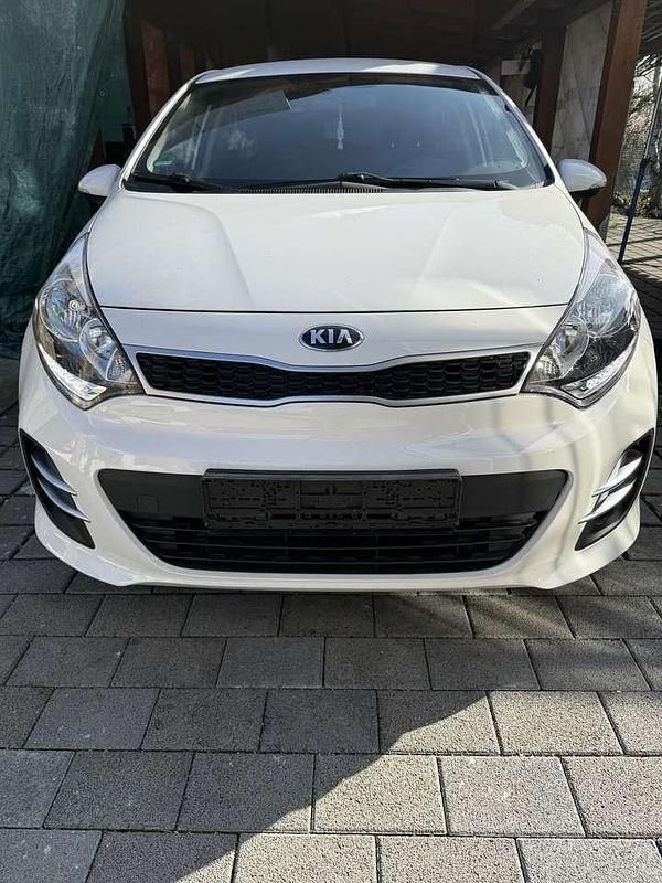 Gebraucht Kia Rio Edition 7 109 PS (80 kW) 2016 Kleinwagen