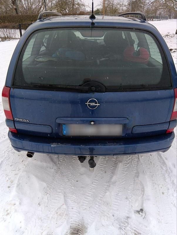 Gebraucht Opel Omega 144 PS (105 kW) 2002 Blau Kombi