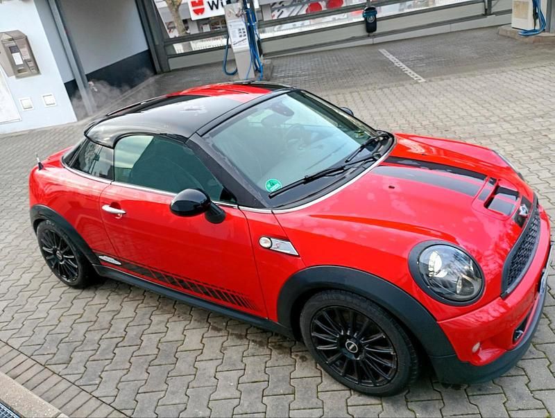 Rot Gebraucht 2012 Mini Coupé Coupé | 6.000 € - Bild 1/4