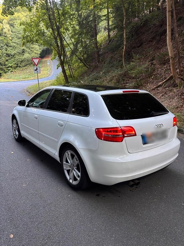 Weiß Gebraucht 2008 Audi A3 Kleinwagen | 4.500 € (Fairer Preis) - Bild 1/4