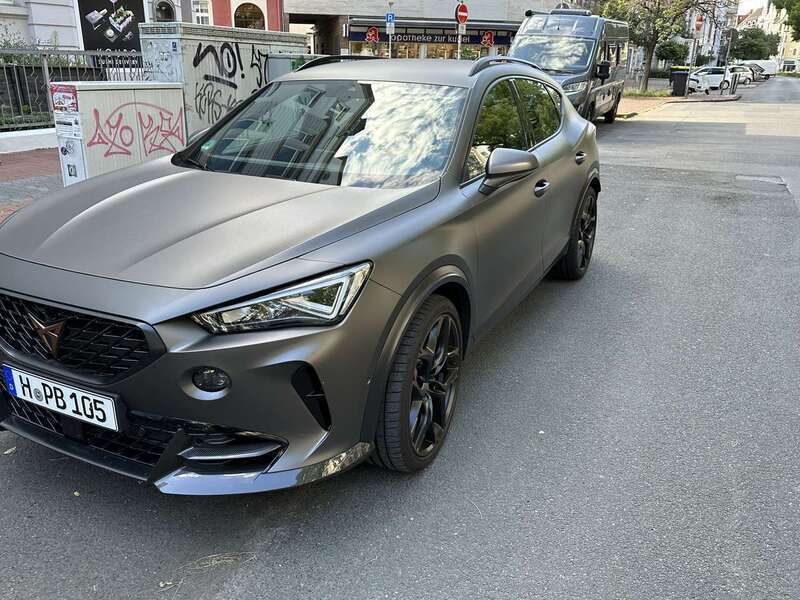 Schwarz Gebraucht 2022 Cupra Formentor VZ SUV | 48.500 € (Teuer) - Bild 1/4