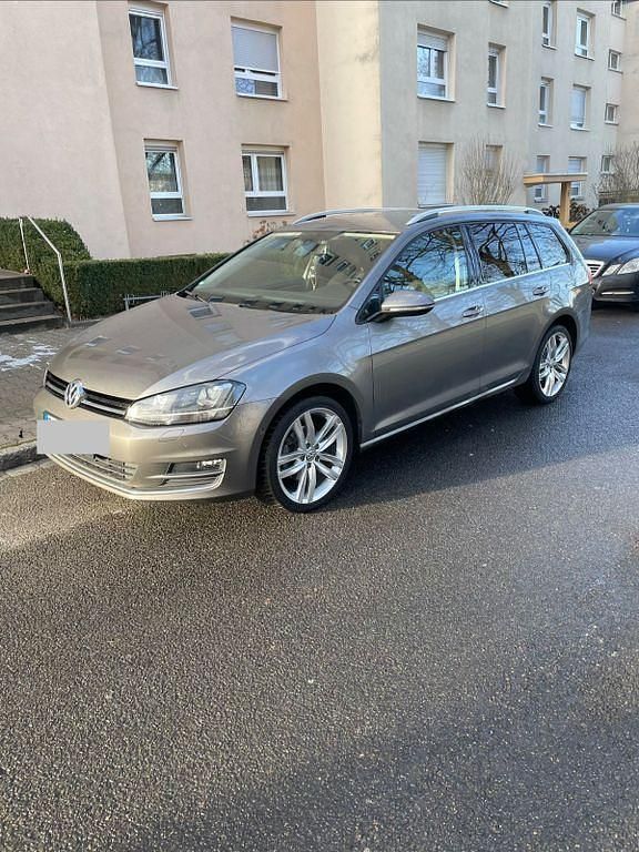 Grau Gebraucht 2013 VW Golf VII Highline Kombi | 10.300 € (Etwas zu teuer) - Bild 1/4