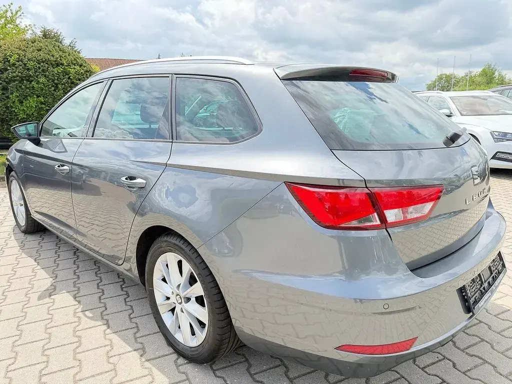 Gebraucht Seat Leon Style 116 PS (85 kW) 2018 Grau Limousine