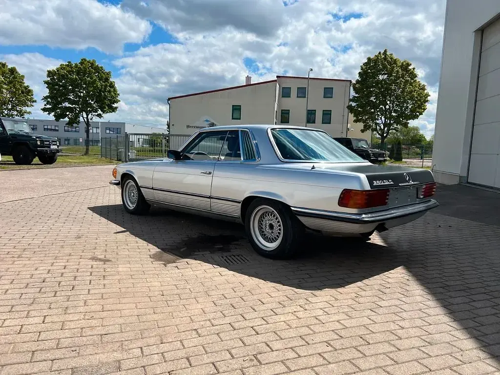 Gebraucht Mercedes SLC280 185 PS (136 kW) 1975 Silber