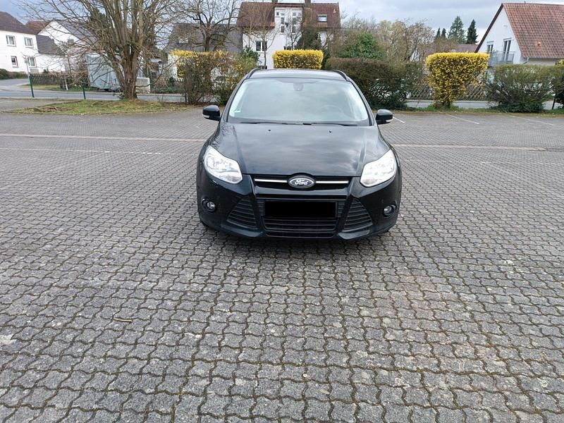 Gebraucht Ford Focus 163 PS (119 kW) 2013 Schwarz Kombi