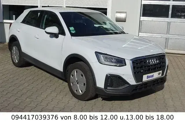 Gebraucht Audi Q2 Basis 116 PS (85 kW) 2022 Weiß SUV