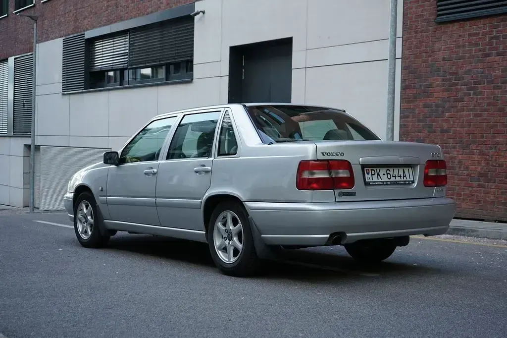 Gebraucht Volvo S70 Standard 126 PS (92 kW) 1999 Silber Limousine