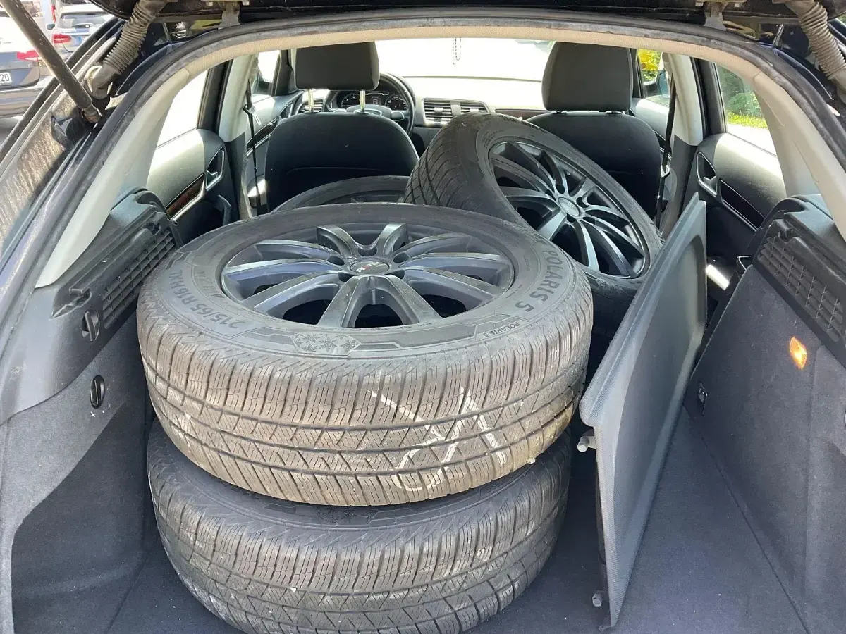 Gebraucht Audi Q3 Comfort 140 PS (102 kW) 2013 Schwarz SUV