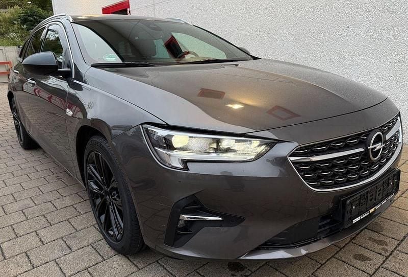 Grau Gebraucht 2022 Opel Insignia Kombi | 9.990 € (Superpreis) - Bild 1/4