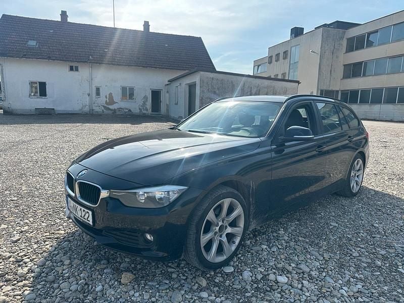 Gebraucht BMW 320 184 PS (135 kW) 2015 Schwarz Kombi