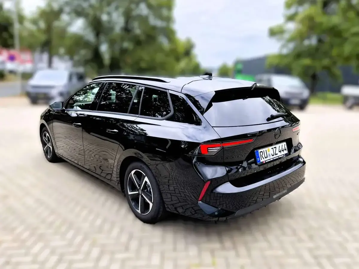 Gebraucht Opel Astra Edition+ 145 PS (106 kW) 2026 Karbon schwarz Kombi