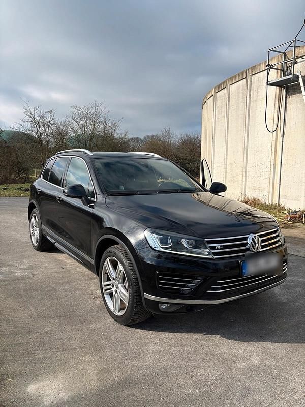 Gebraucht VW Touareg R-line 262 PS (192 kW) 2016 Schwarz SUV