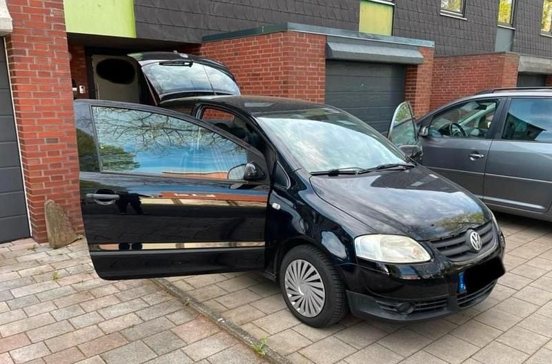 Usata VW Fox 55 CV (40 kW) 2008 Nero Utilitaria