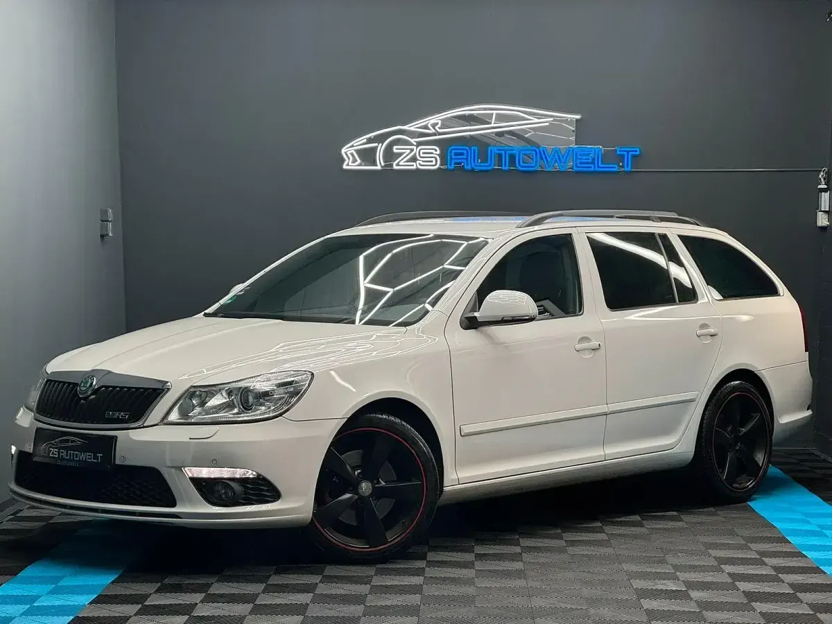 Gebraucht Skoda Octavia RS 200 PS (147 kW) 2012 Weiß Kombi
