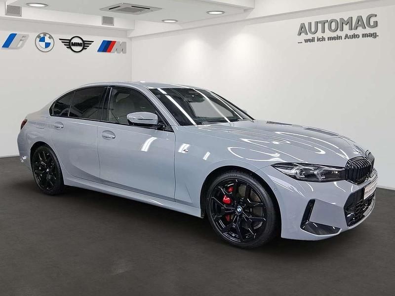 Używany BMW 330 Performance 286 KM (210 kW) 2025 Szary Sedan/Limuzyna