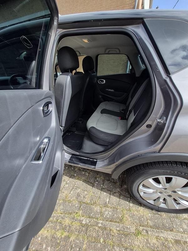 Gebraucht Renault Captur 120 PS (88 kW) 2013 Braun SUV