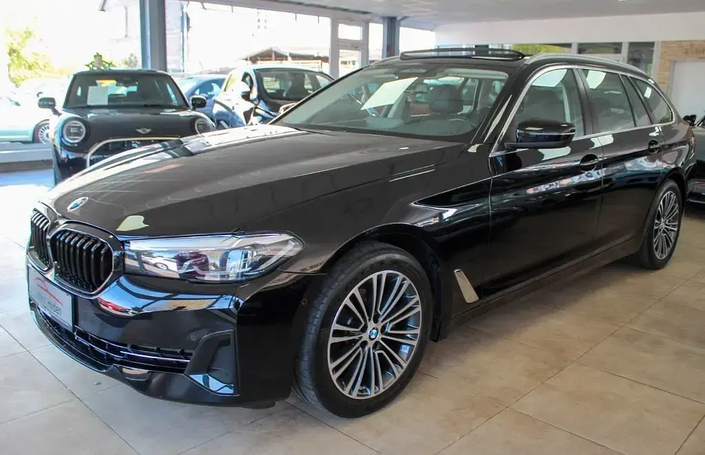 Gebraucht BMW 520 190 PS (139 kW) 2022 Schwarz ii Limousine