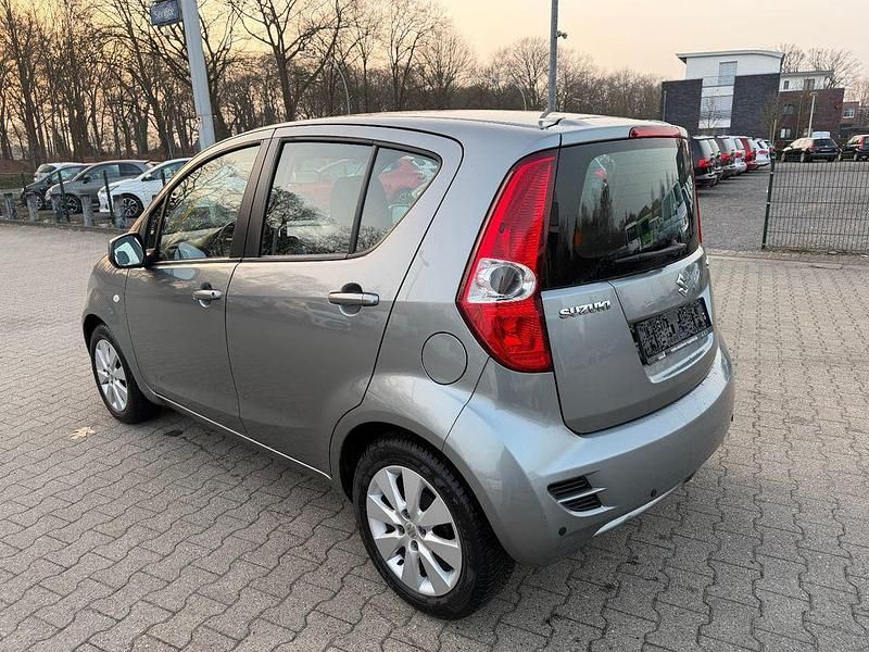 Gebraucht Suzuki Splash Comfort 94 PS (69 kW) 2014 Grau Kleinwagen