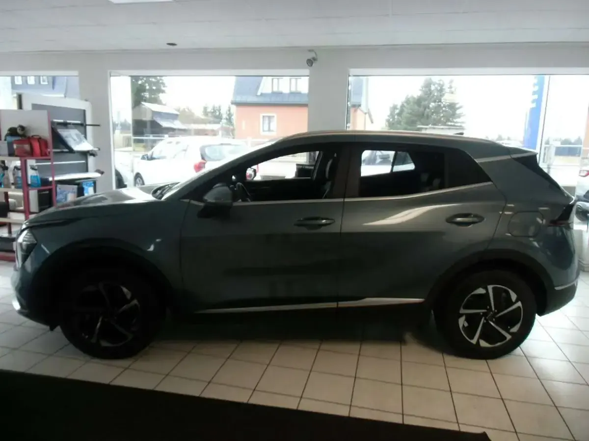 Neu Kia Sportage Vision 160 PS (117 kW) 2025 Experiencegreen metallic SUV