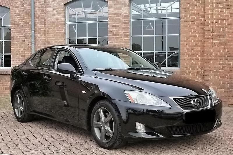 Schwarz Gebraucht 2007 Lexus IS250 Luxury Line Limousine | 2.800 € - Bild 1/4