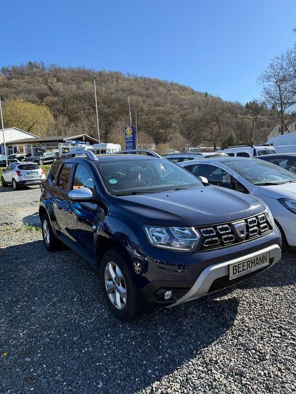 Gebraucht Dacia Duster Comfort 114 PS (83 kW) 2018 Blau SUV