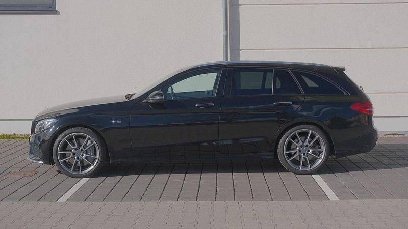 Gebraucht Mercedes C43 AMG AMG 367 PS (269 kW) 2016 Schwarz Kombi