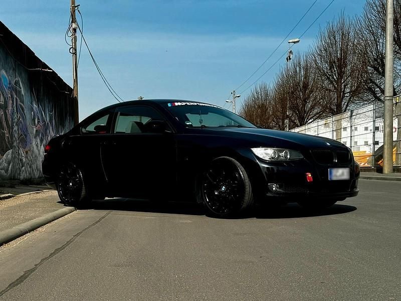 Gebraucht BMW 320 170 PS (125 kW) 2007 Blau Coupé