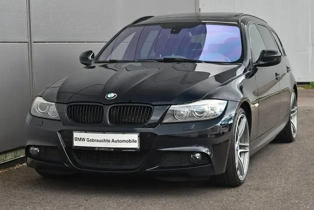 Gebraucht BMW 330 Performance 245 PS (180 kW) 2010 Schwarz Kombi