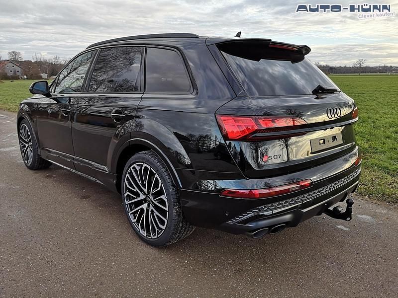 Gebraucht Audi SQ7 Ambiente 507 PS (372 kW) 2024 Mythosschwarz metallic SUV