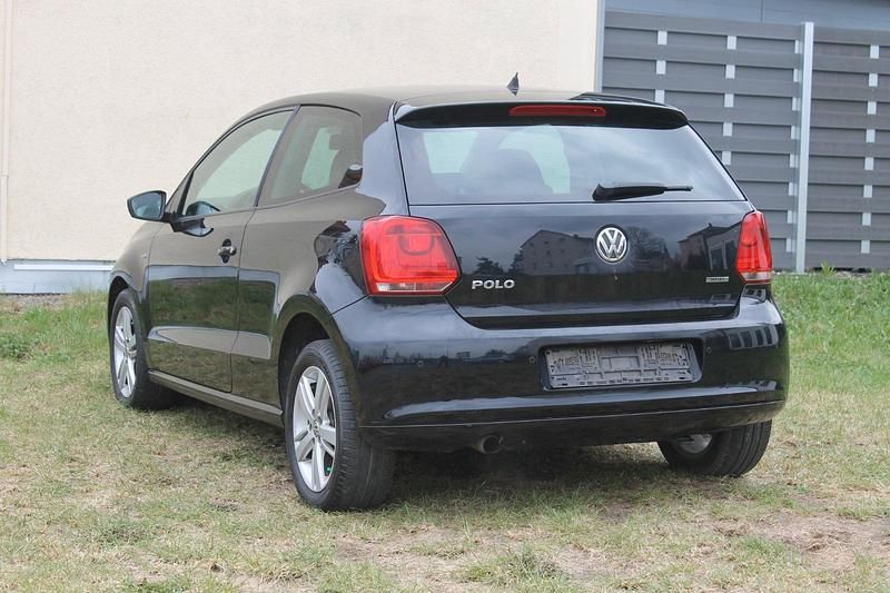 Używany VW Polo Edition 82 KM (60 kW) 2007 Niebieski Hatchback