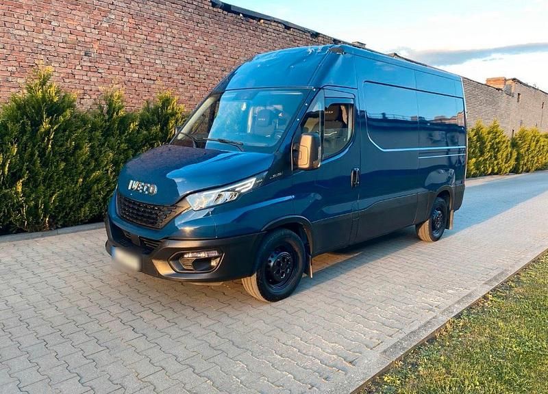 Gebraucht Iveco Daily 2020 Blau Van / Kleinbus
